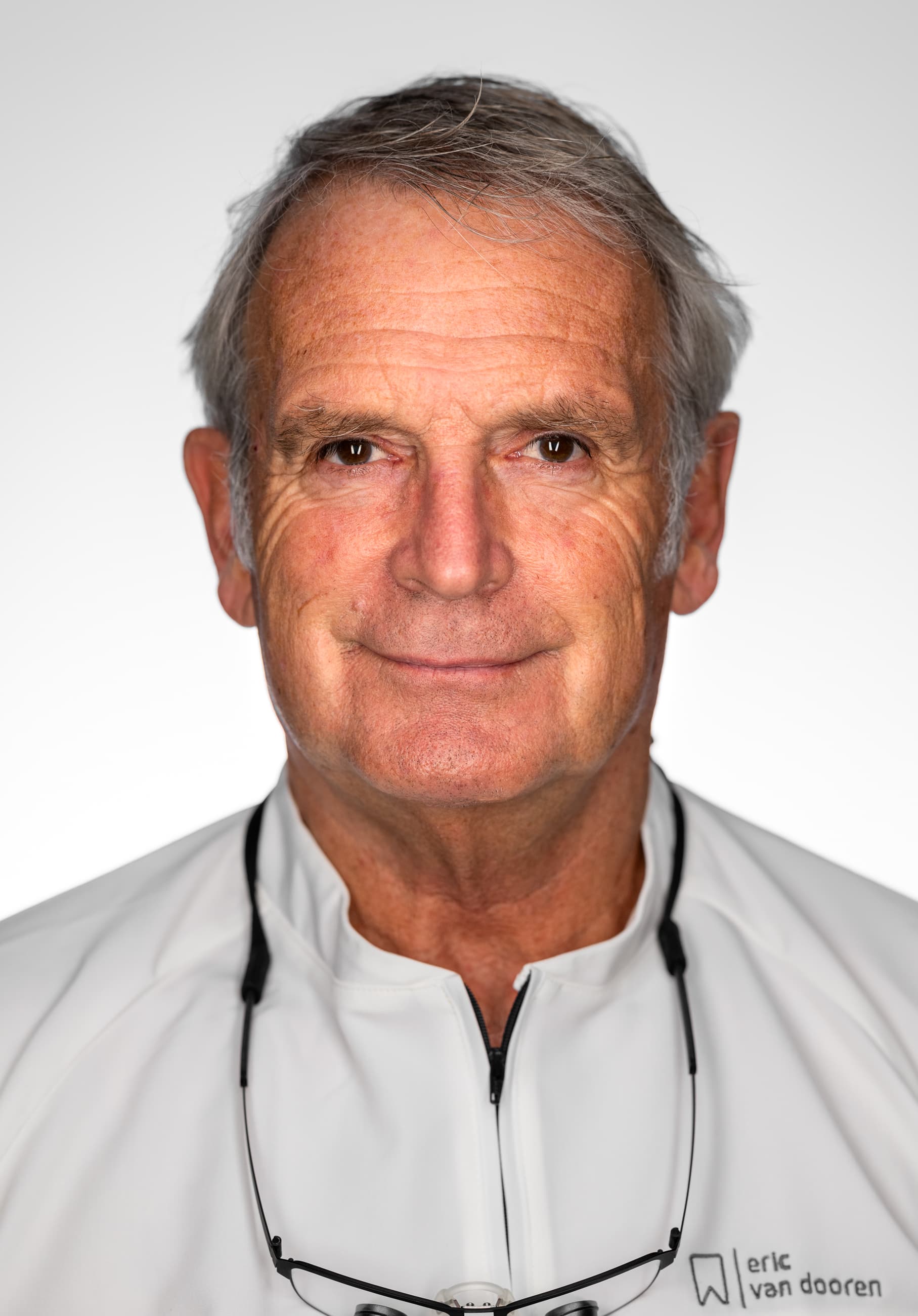 Dr. Eric van Dooren